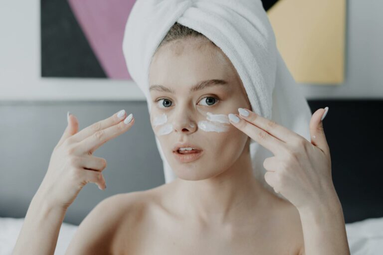 Znáte retinol nebo peptidy a víte, v čem nám pomáhají?